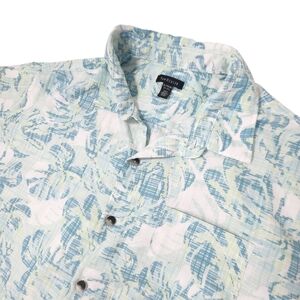 Van Heusen Men's Blue and White Tropical Floral Shirt Short Sleeve Size XL